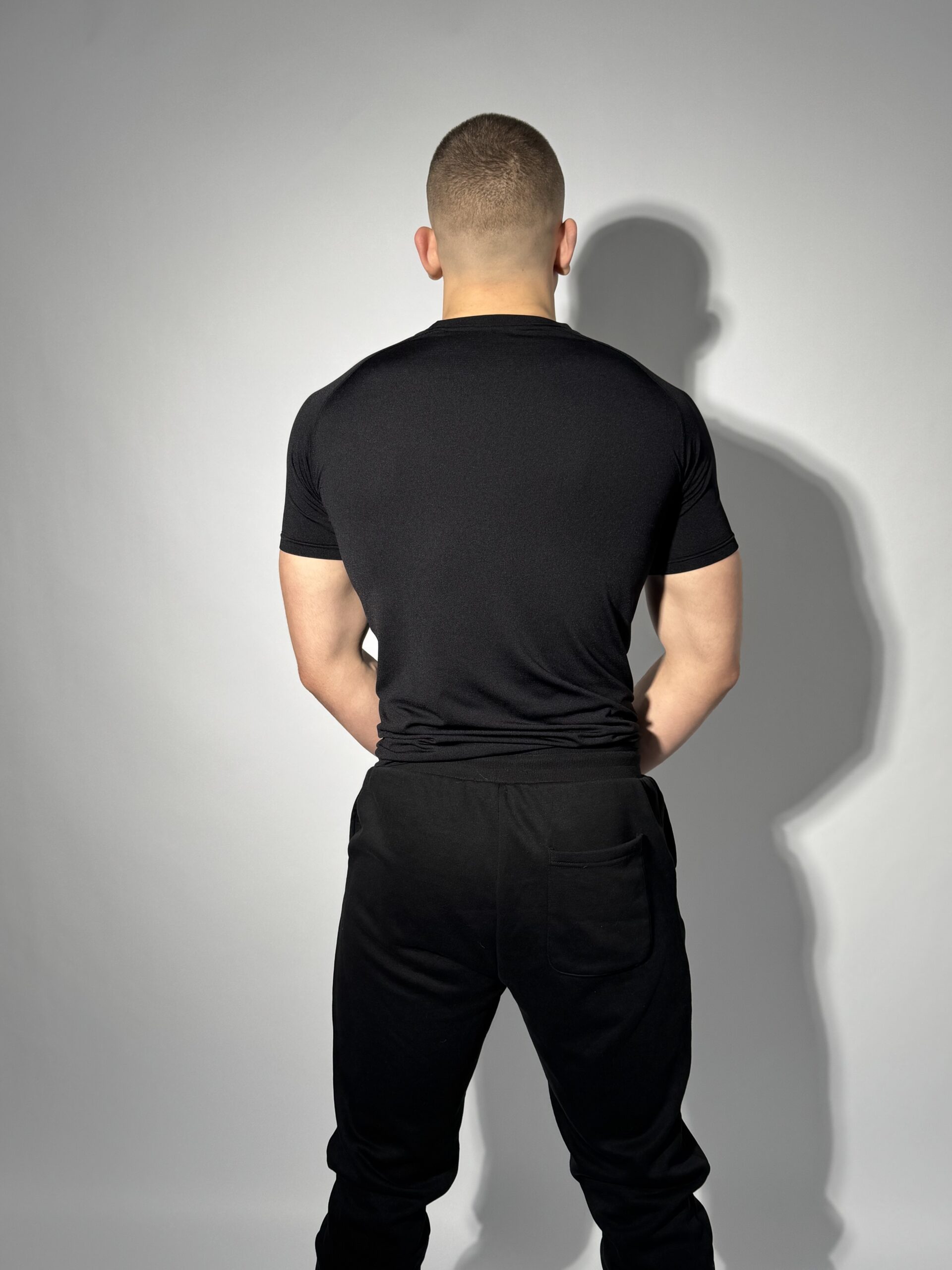 MĘSKA KOSZULKA TRENINGOWA - obrazek 3